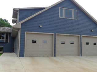 706 Two Rivers St, Fort Pierre, SD 57532