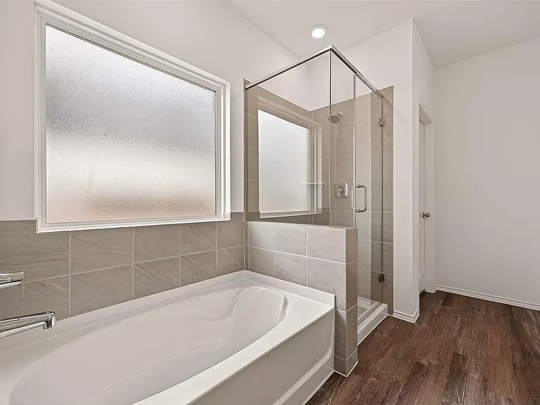 6107 Ginevra Summers Dr — Photo 38
