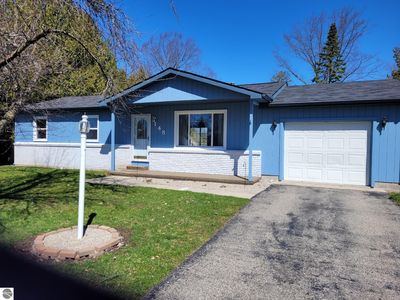 148 Roberta Dr, Tawas City, MI, 48763