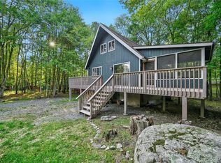 2511 Oak Cir, Lake Ariel, PA 18436