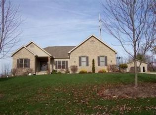 5221 Markwood Ct, Valley City, OH 44280