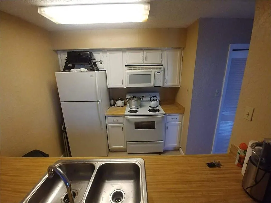 1 bed, 535 sqft, $749 — Photo 2