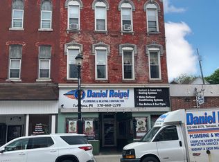 44 W Broad St, Tamaqua, PA 18252