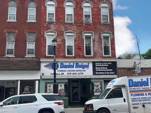44 W Broad St, Tamaqua, PA 18252