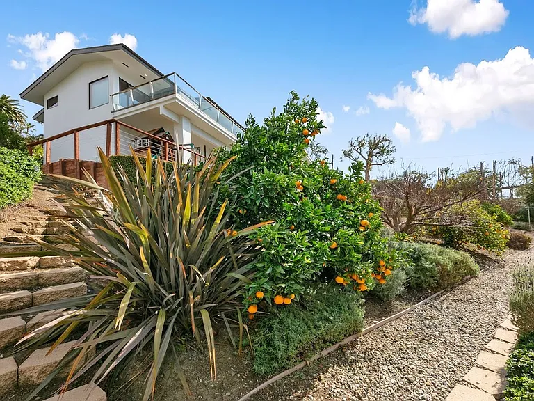 27091 Sea Vista Dr — Photo 59
