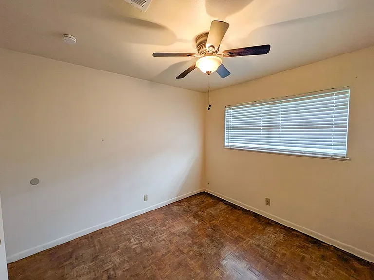 9225 Shepherd Dr — Photo 11