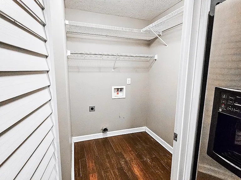 1750 Renwick Dr #104 — Photo 10
