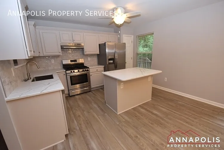 544 Francis Nicholson Way — Photo 3