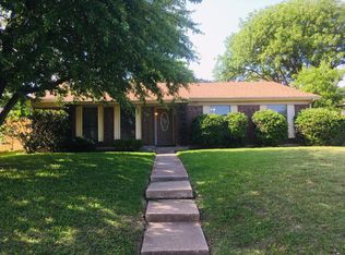 2227 Nolan Dr, Carrollton, TX 75006