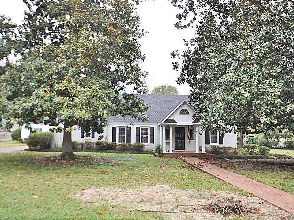 2nd image of 1202 Antler Dr