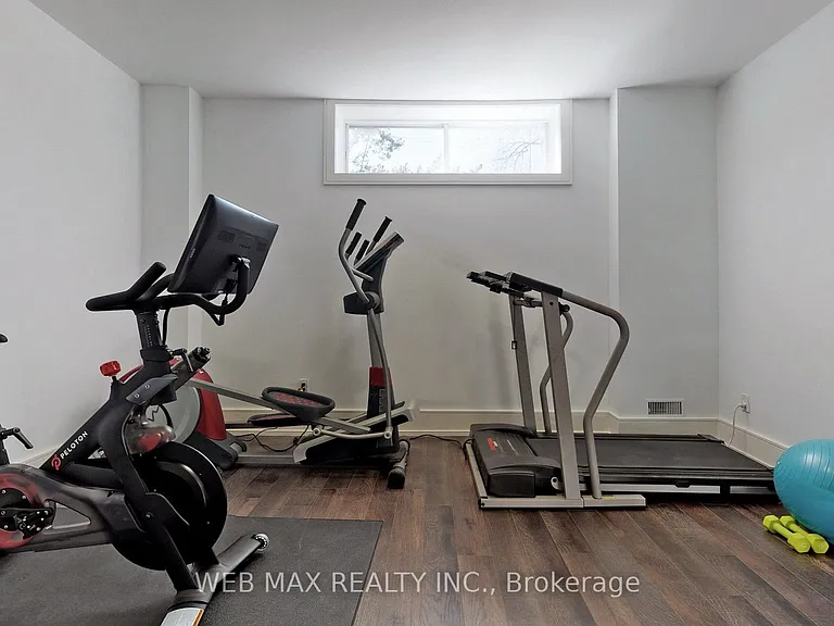 54 Fairmeadow Ave — Photo 31
