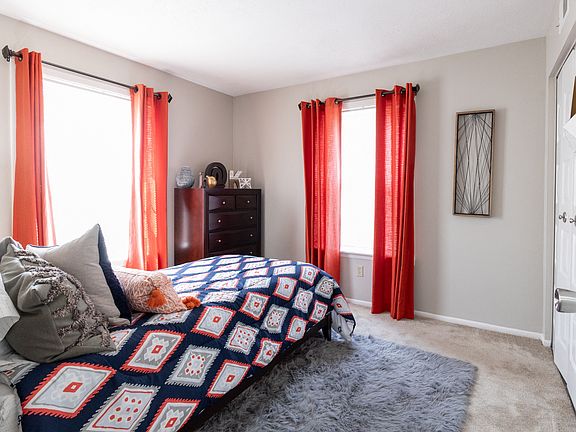 2 Bedroom Floorplan at Williamsburg on Lake Mishawaka