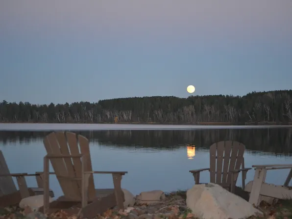 141 Knollwood Dr, Moose Lake, MN 55767