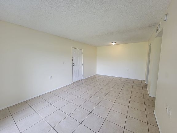 2nd image of 1101 Benoist Farms Rd 106 #106
