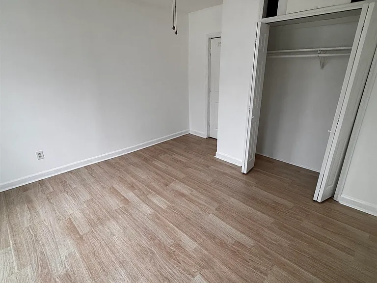 4702 Cottage Ave — Photo 13