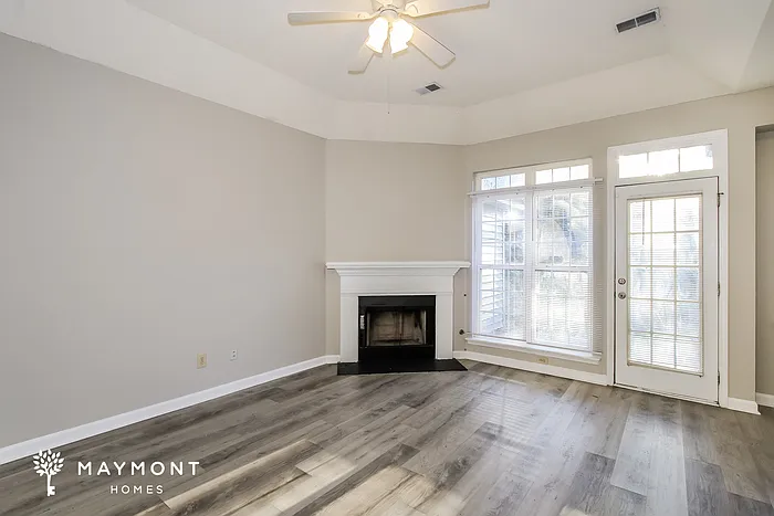 3 Danrock Ct — Photo 4