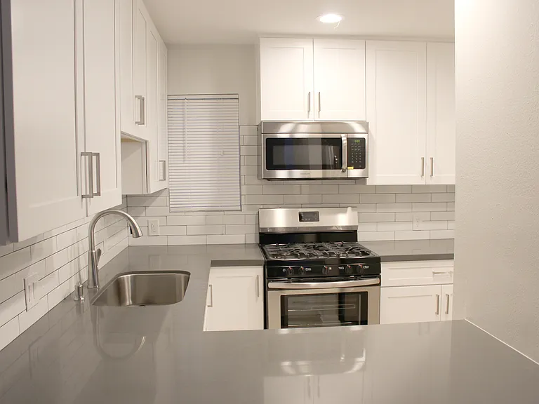 11263 Mississippi Ave — Photo 10