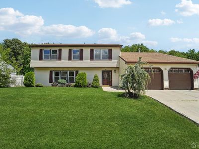 26 Surrey Dr, Old Bridge, NJ, 08857