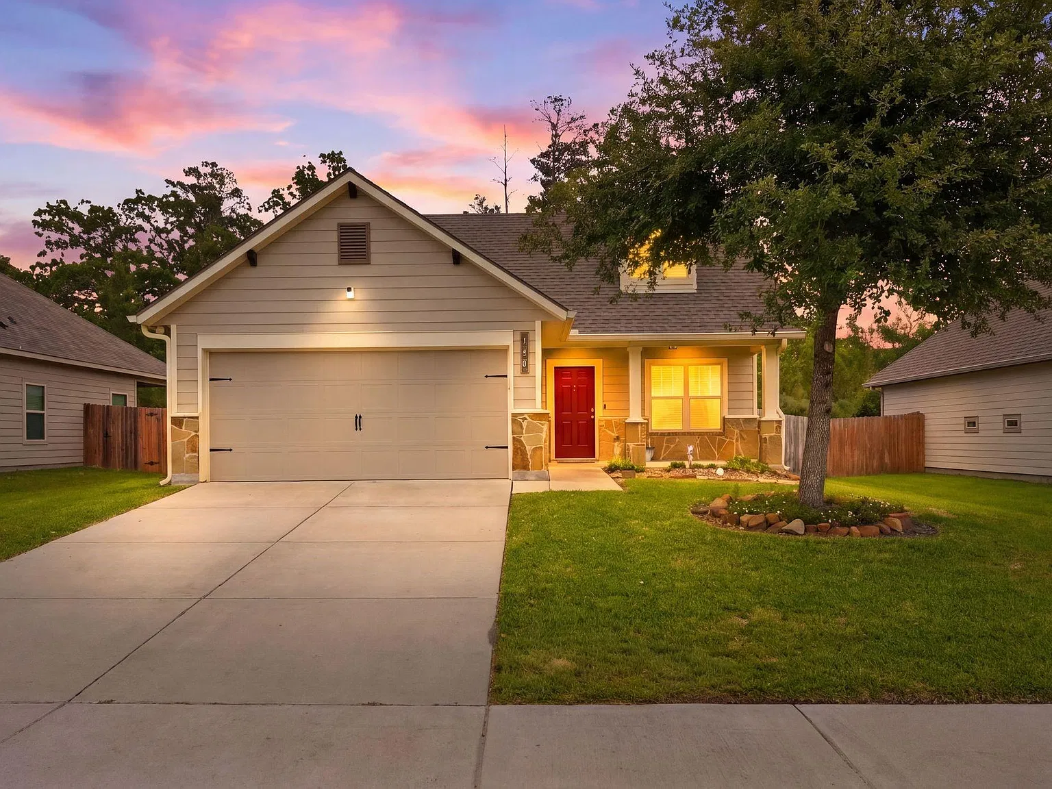 3 bed, 2.0 bath, 1694 sqft, $1,800 — Photo 3