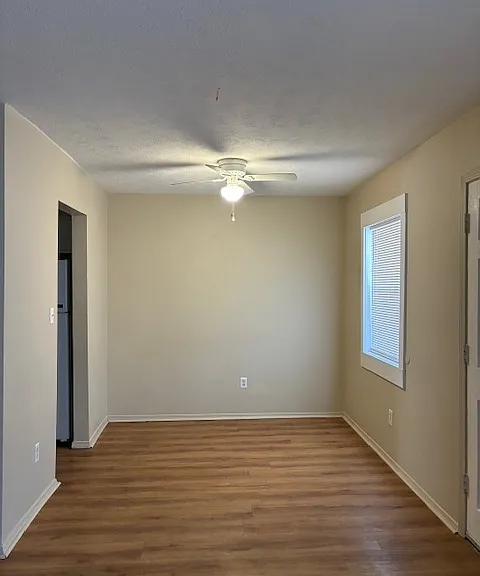 134 Main St — Photo 4