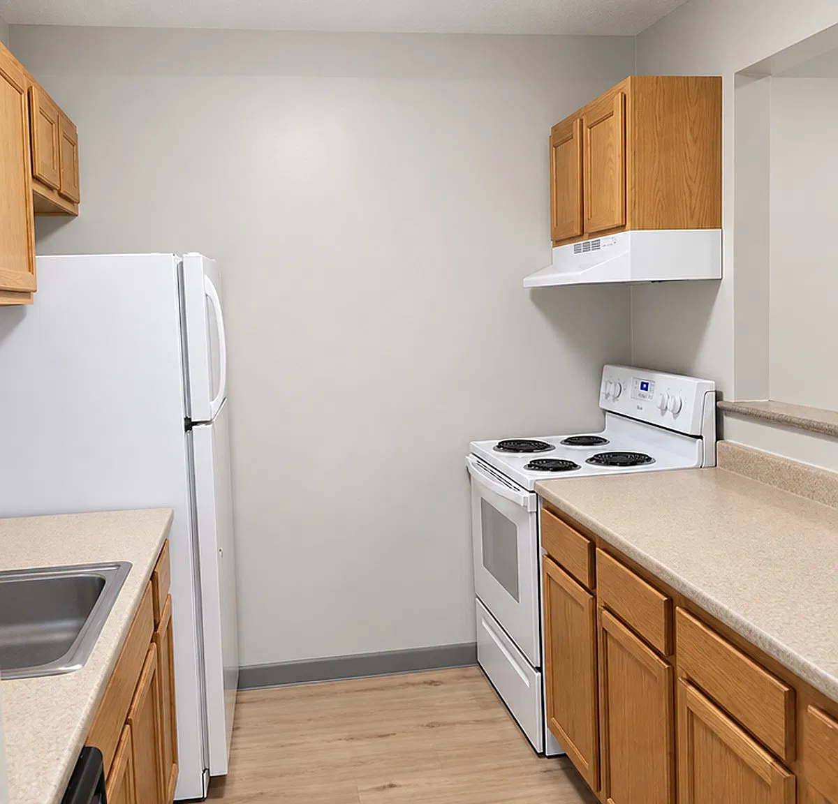 3 bed, 1100 sqft, $1,800 — Photo 1