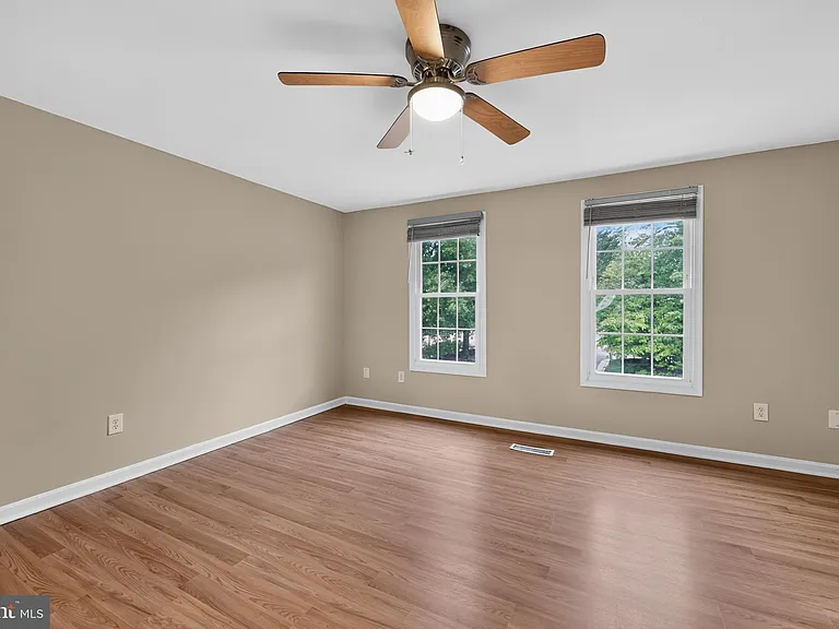 8700 Calvert Cliff Ct — Photo 12