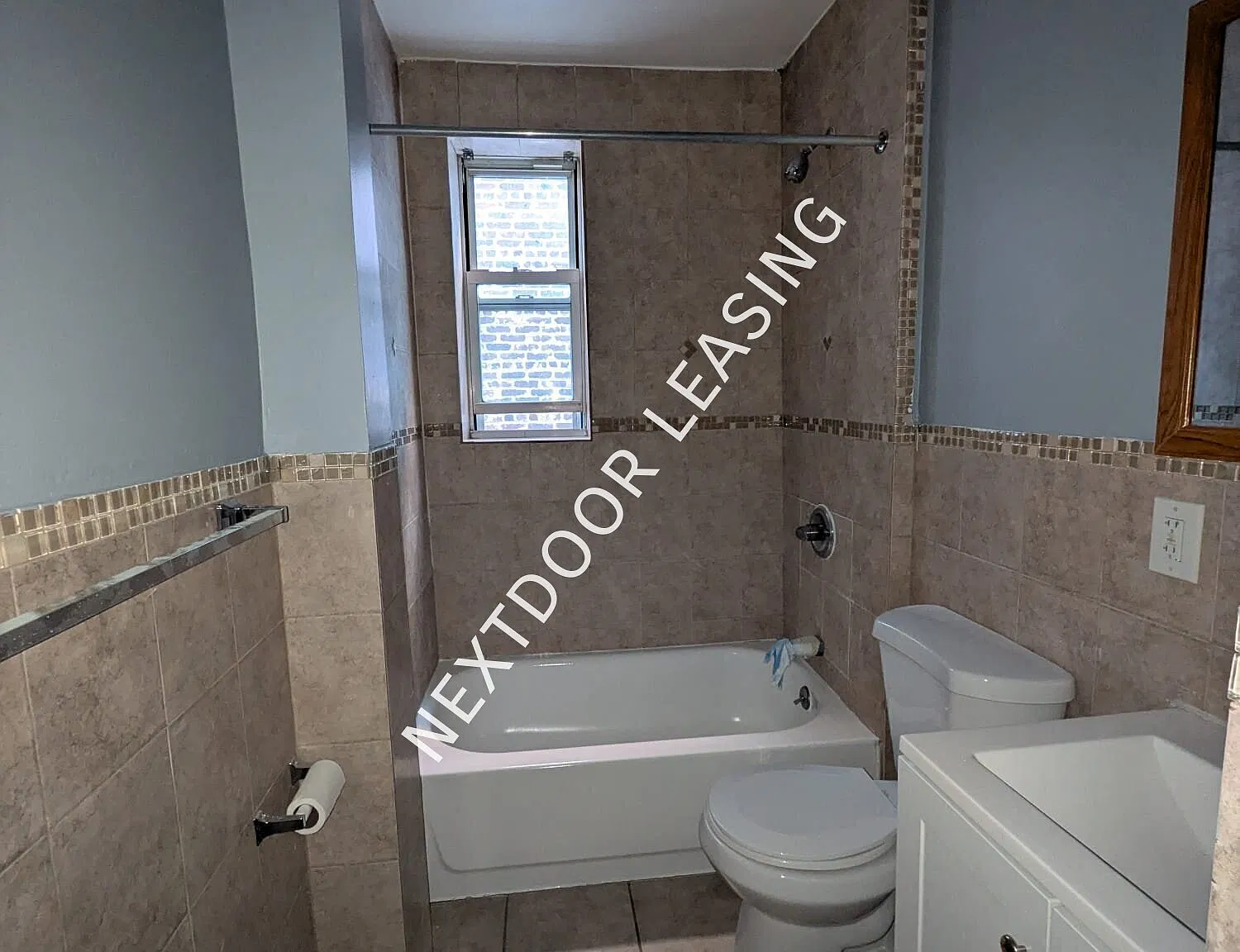 731 Avenue A — Photo 3