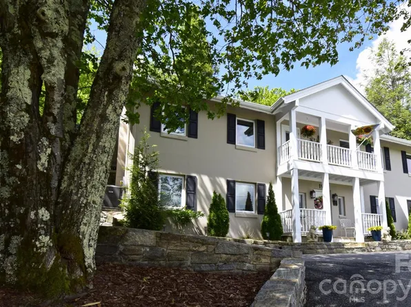 195 Fairway Ln, Blowing Rock, NC 28605