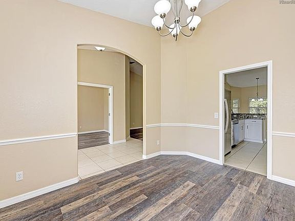 5th image of 2992 Zoratoa Ave
