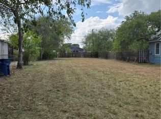 2733 Sabinas St, Corpus Christi, TX 78405