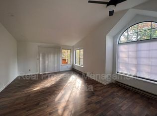 1334 Puget St UNIT 4, Bellingham, WA 98229