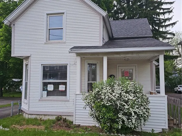 47 High St, Brockport, NY 14420