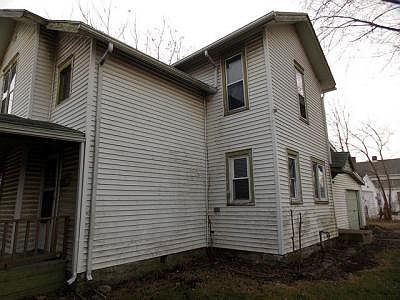 2nd image of 565 Park St