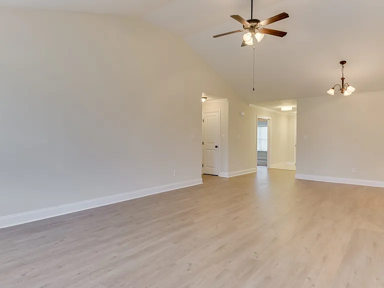 2110 Red Maple Trce — Photo 10