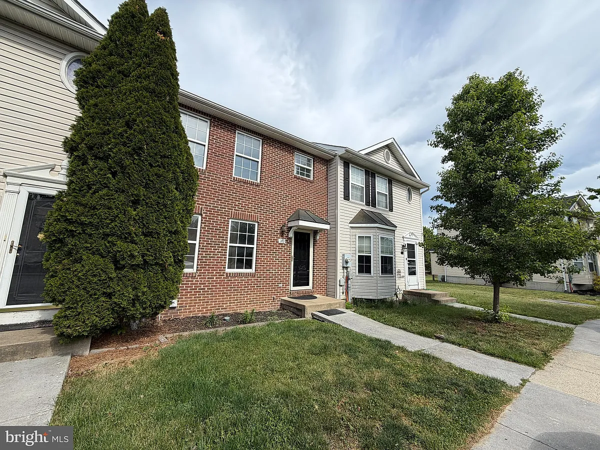 Building Photo - 149 Lexington Ct