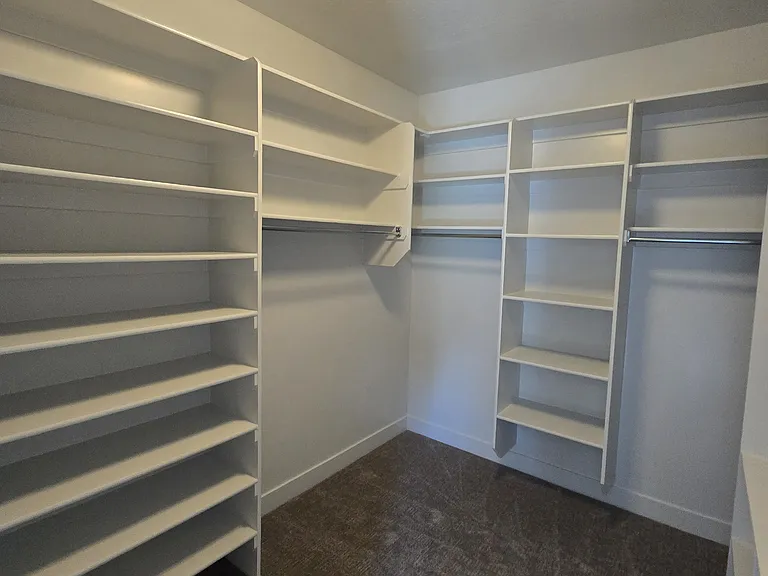 3253 W Oxford Loop — Photo 10