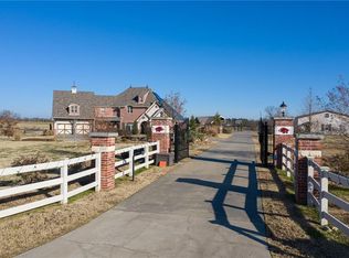 2233 S Arkansas Ave, Van Buren, AR 72956