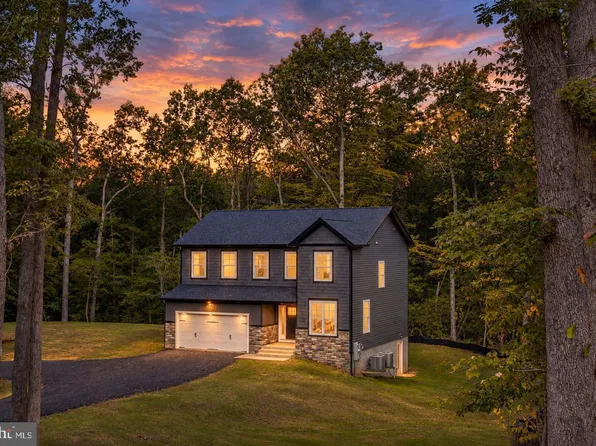 20 Tara Ln, Stafford, VA 22554