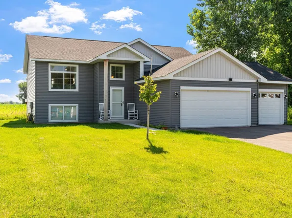 150 Lake Erin Dr, Green Isle, MN 55338