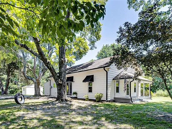 1395 Old Cox Rd, Asheboro, NC 27205