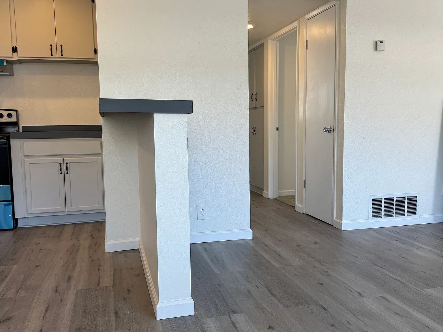 2 bed, 880 sqft, $1,195 — Photo 3