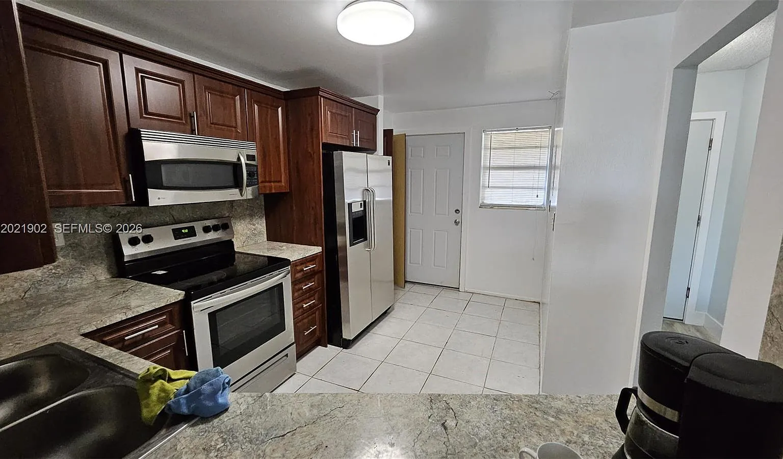 Jade Winds Group-Daisy Ga — Photo 4