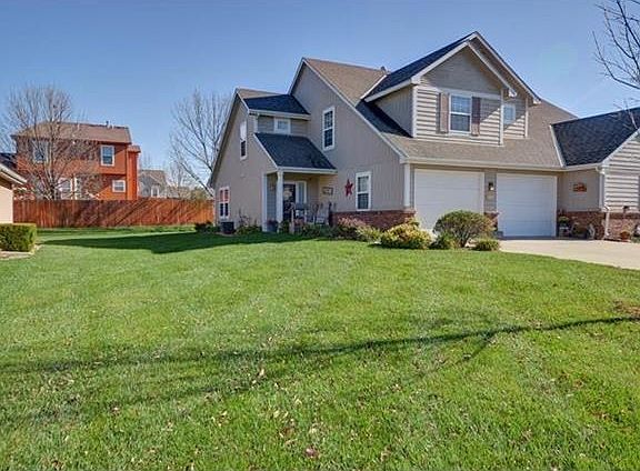 Dedicated driveway - you don't have to share.