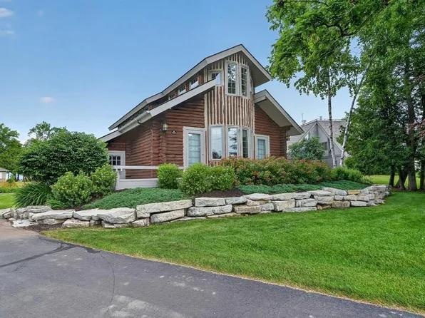 4245 Island Circle Dr, Sturgeon Bay, WI 54235