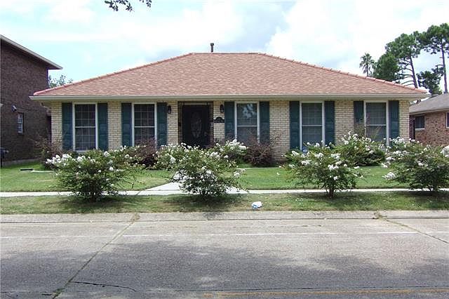 1st image of 7 Driftwood Blvd