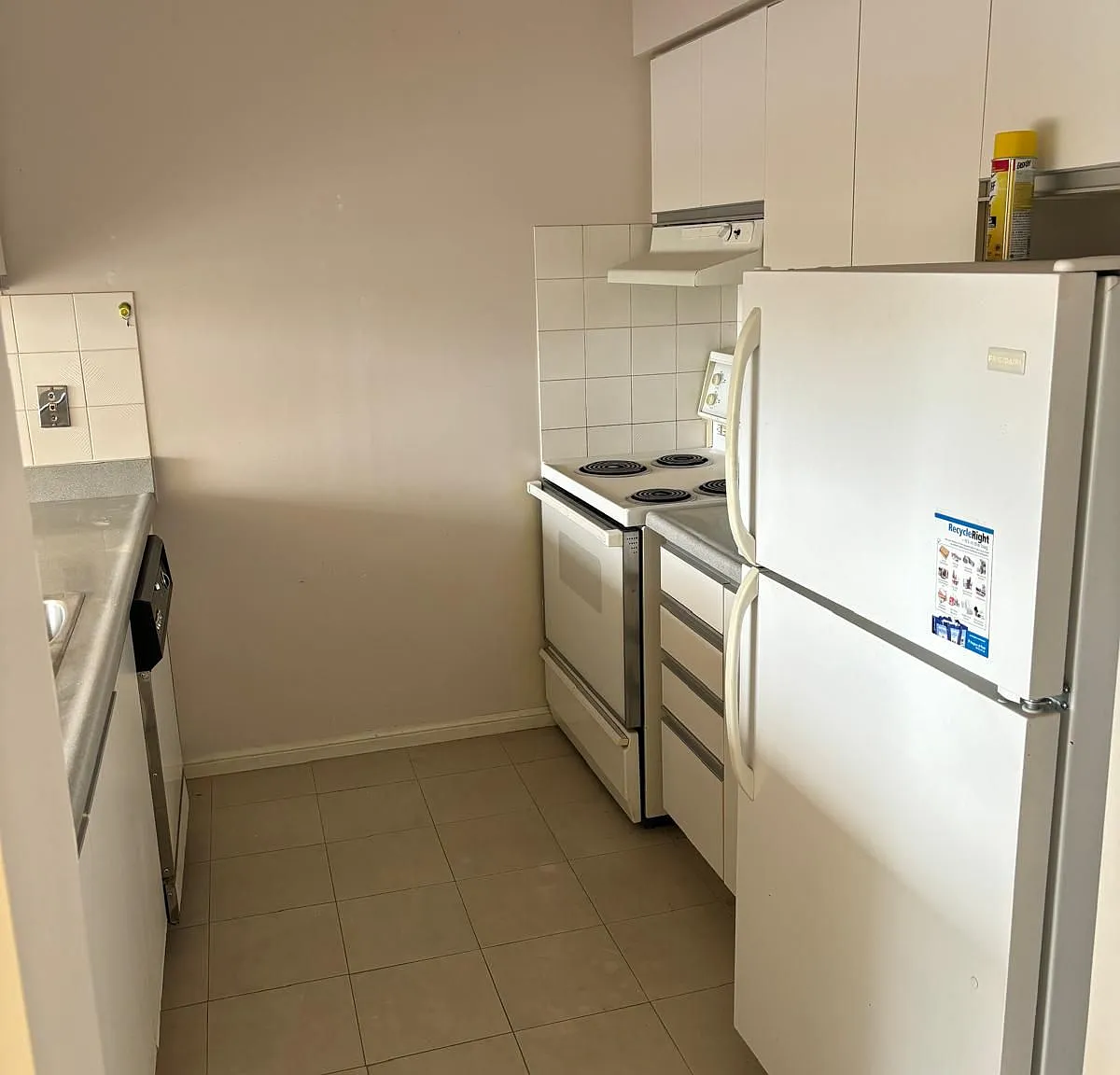 1 bed, $2,100 — Photo 4