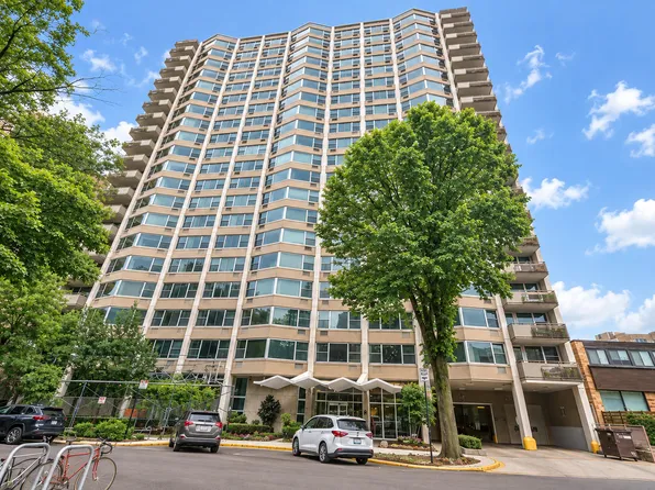 555 W Cornelia Ave APT 2012, Chicago, IL 60657