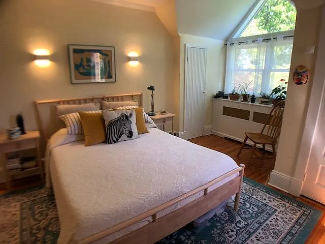16 Roosevelt Ave #1 — Photo 8