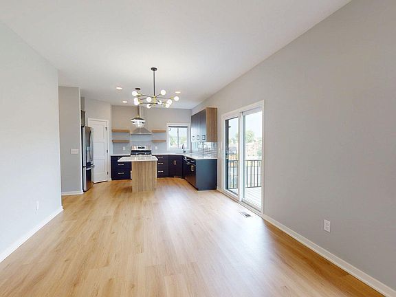 3rd image of 3751 Teton Dr