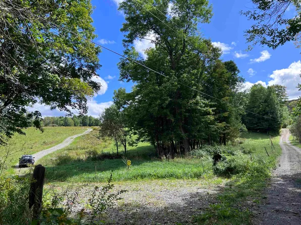 825 Centebar Road, Albany, VT 05820